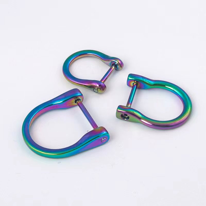 Wholesale of horseshoe buckle metal screws, D buckle detachable d ring buckle, horseshoe buckle women's bag repair parts, buttons Application Scenario