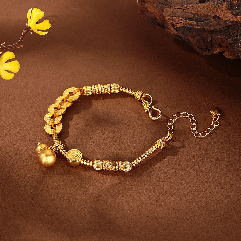 Retro Five Emperors Coin sand gold bracelet, new Chinese-style fashionable money gourd pendant, coiled, light luxury and high-end feel bracelet Application Scenario