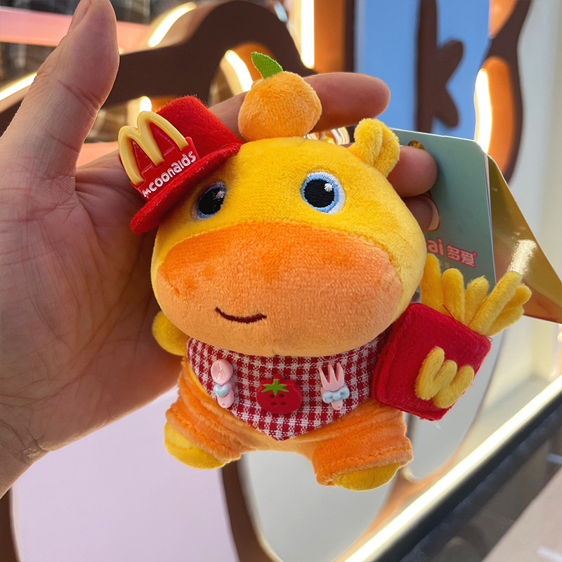 New cute and cartoonish capybara costume doll backpack pendant, Ins-style doll pendant, keychain as a gift for others Application Scenario