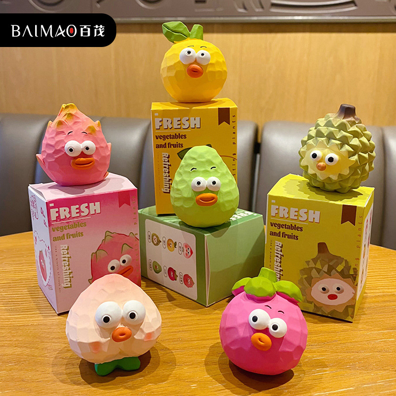 Baimao Original wood-carving style fruit and vegetable series resin ornaments, creative and funny, eye-catching peach mangosteen home decoration