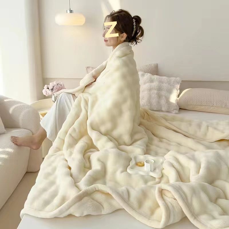 The winter blanket is thickened with rabbit hair, bubble fleece and flannel. It can be covered or laid. It is a light luxury and warm double-sided fleece blanket for dormitories Application Scenario