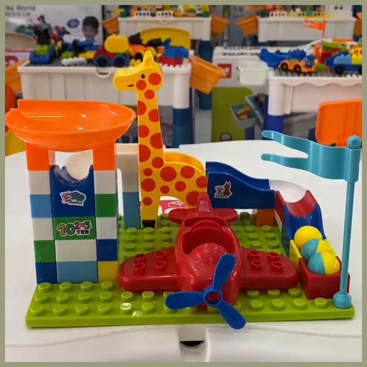 Wholesale of large-sized building block toys for children's Day on June 1st, which are suitable for children's educational assembly and assembly Specification image