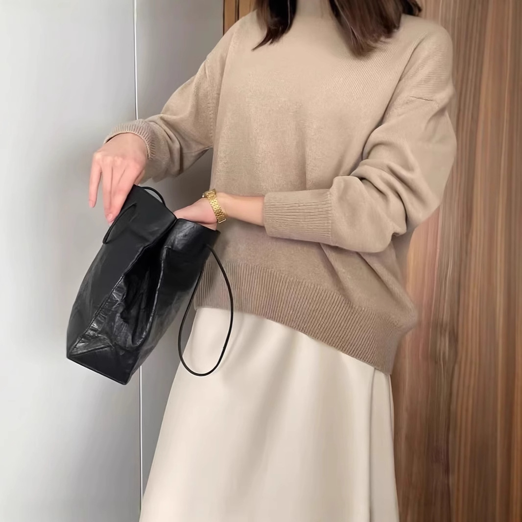 In 2025, cross-border bestsellers in Russia: Solid-colored round-neck sweaters for women, soft knitted tops, and casual loose styles details Picture