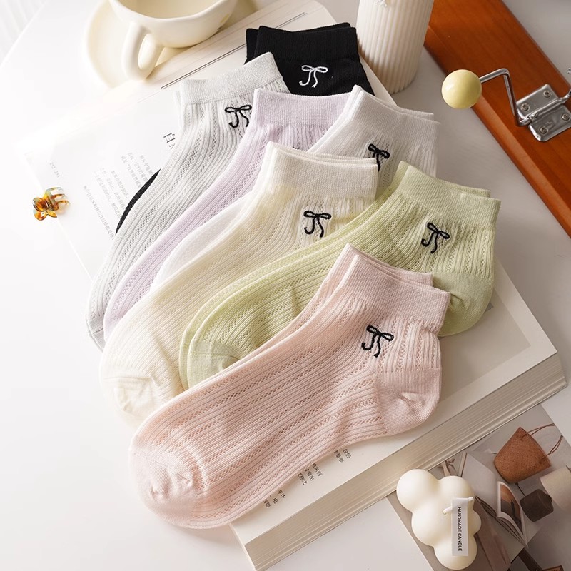 Korean-style perforated breathable short cylinder ~ins trendy women's short socks, cotton summer thin mesh strip bow Specification image