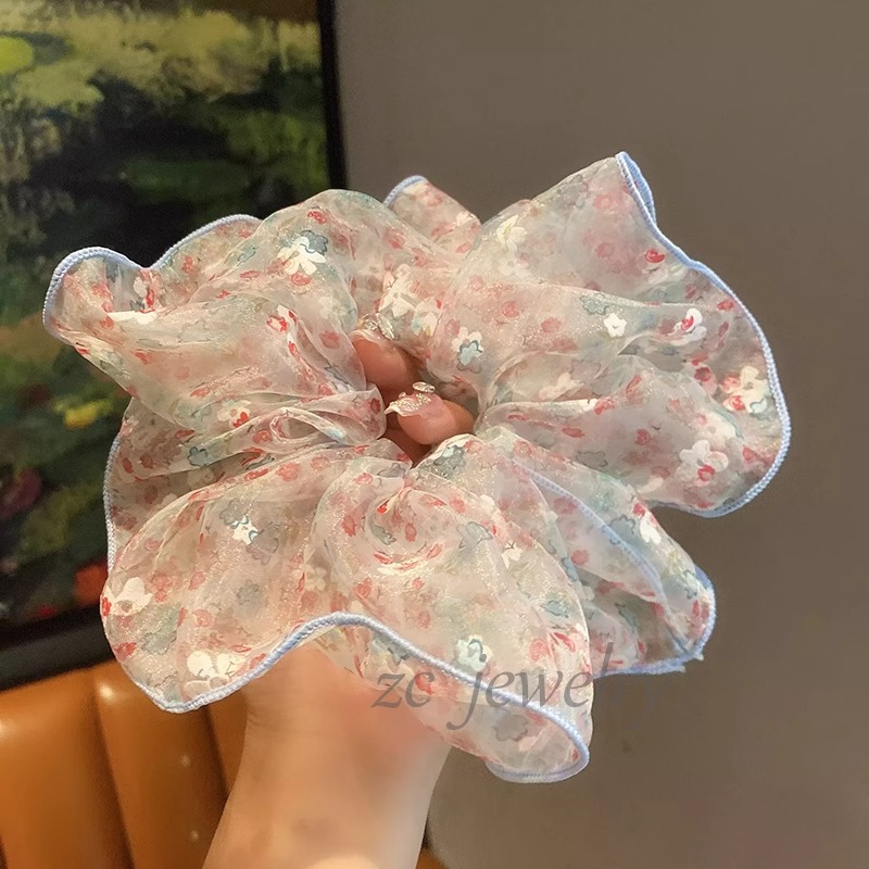 Korean sweet floral large intestine hair band, a fashionable hair tie for women to go out in summer, an Instagram influencer's high appearance level hair band and hair accessory Item Picture