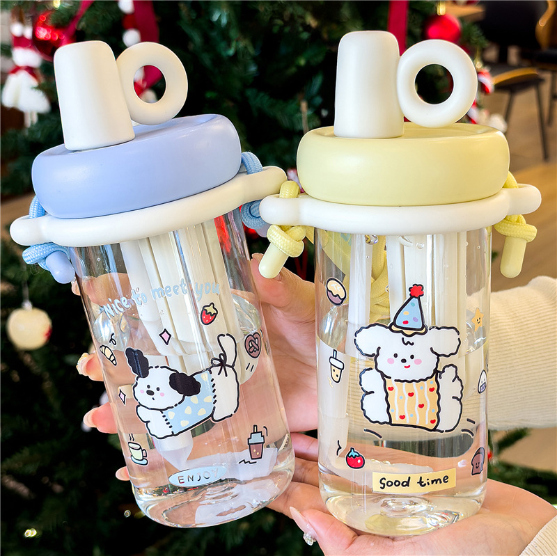Cute and adorable drinking straw cup, cartoon dog, plastic water cup, girls' high school appearance level, summer crossbody children's portable cup details Picture