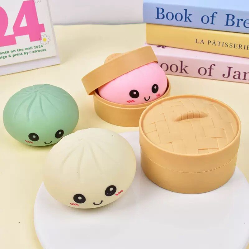 Cartoon simulation with expressions, steamed buns, venting gadgets, Xiaolongbao, fake food, parody toys, cross-border Application Scenario