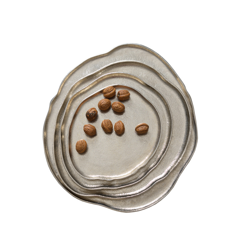 Indian imported aluminum silver irregular shallow-edge fruit plate, snack and nut storage tray, tea tray decoration Item Picture