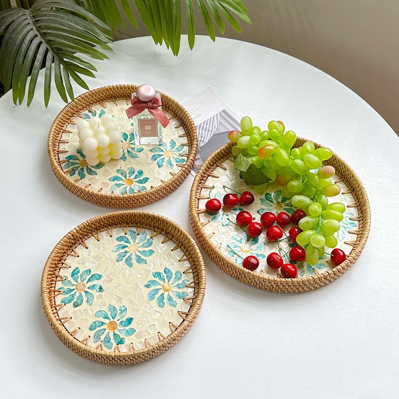 Vietnamese rattan woven trays, shell and fruit plates, rattan basket woven breakfast baskets, Nordic bamboo woven bread baskets and pastry baskets details Picture