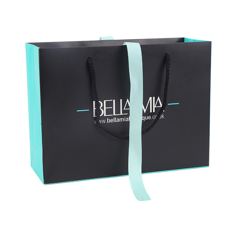 Customizable logo material: blue and black, simple and thick hand-held bag for clothing and gift packaging Application Scenario