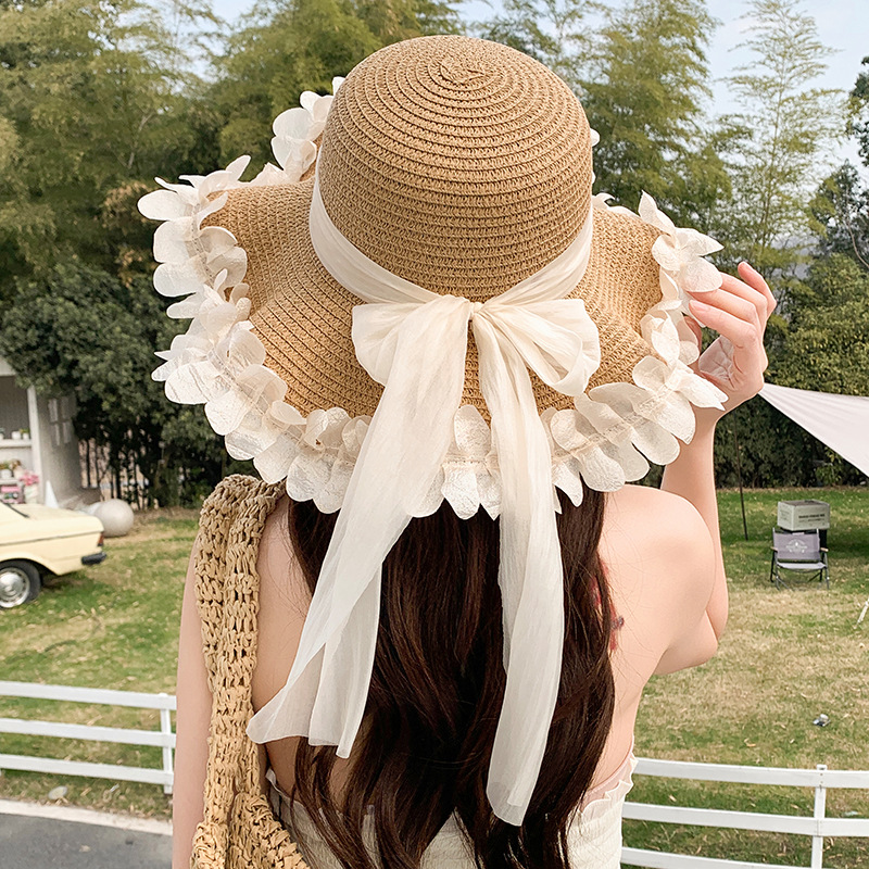 Wavy petal border sun-drying straw hat, women's ribbon bow sun hat, beach hat, vacation photo straw woven hat