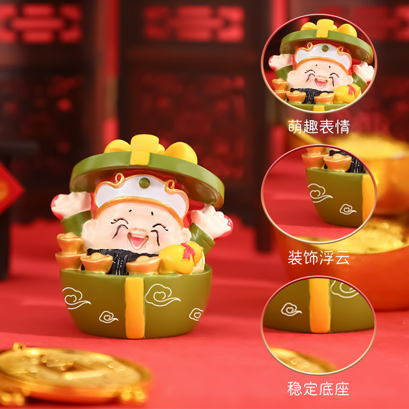 In the Spring Festival of the Year of the Dragon, five blessings arrive, bringing wealth and good luck. Creative car car ornaments, small desktop ornaments, resin handicrafts Application Scenario