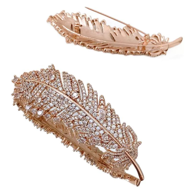 New exquisite and heavy zircon feather brooch, fashionable and elegant suit, large feather accessory, coat, sweater, brooch for women Item Picture