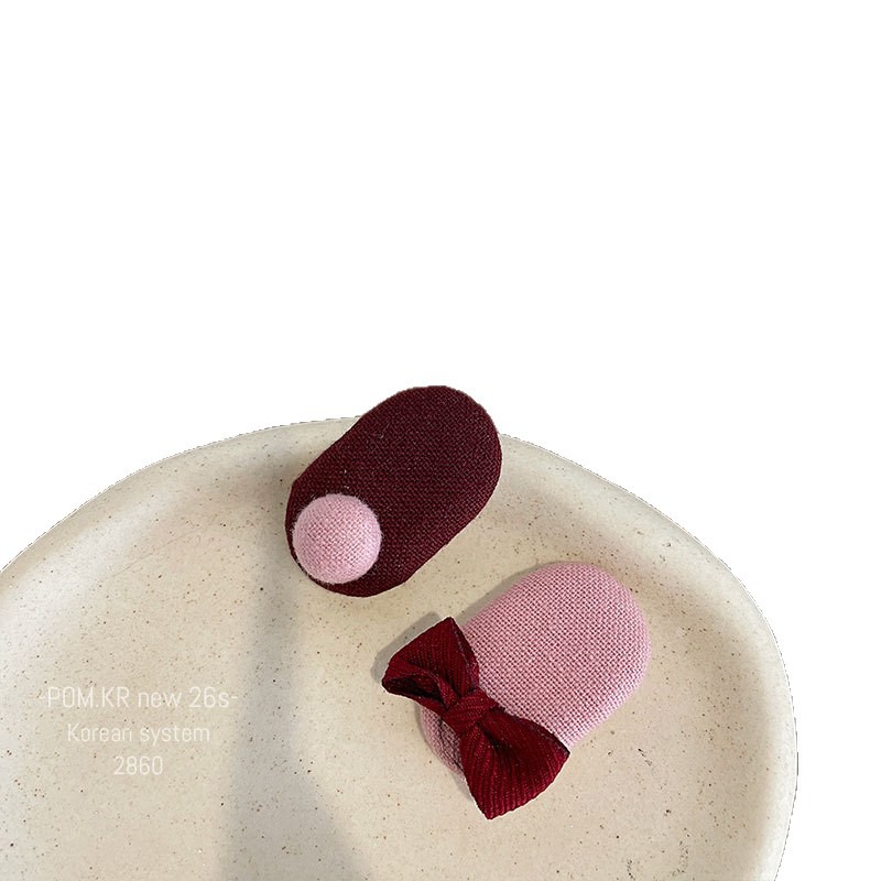 مجلد الشعر المكسوح اليدوي في جبهته Item Picture