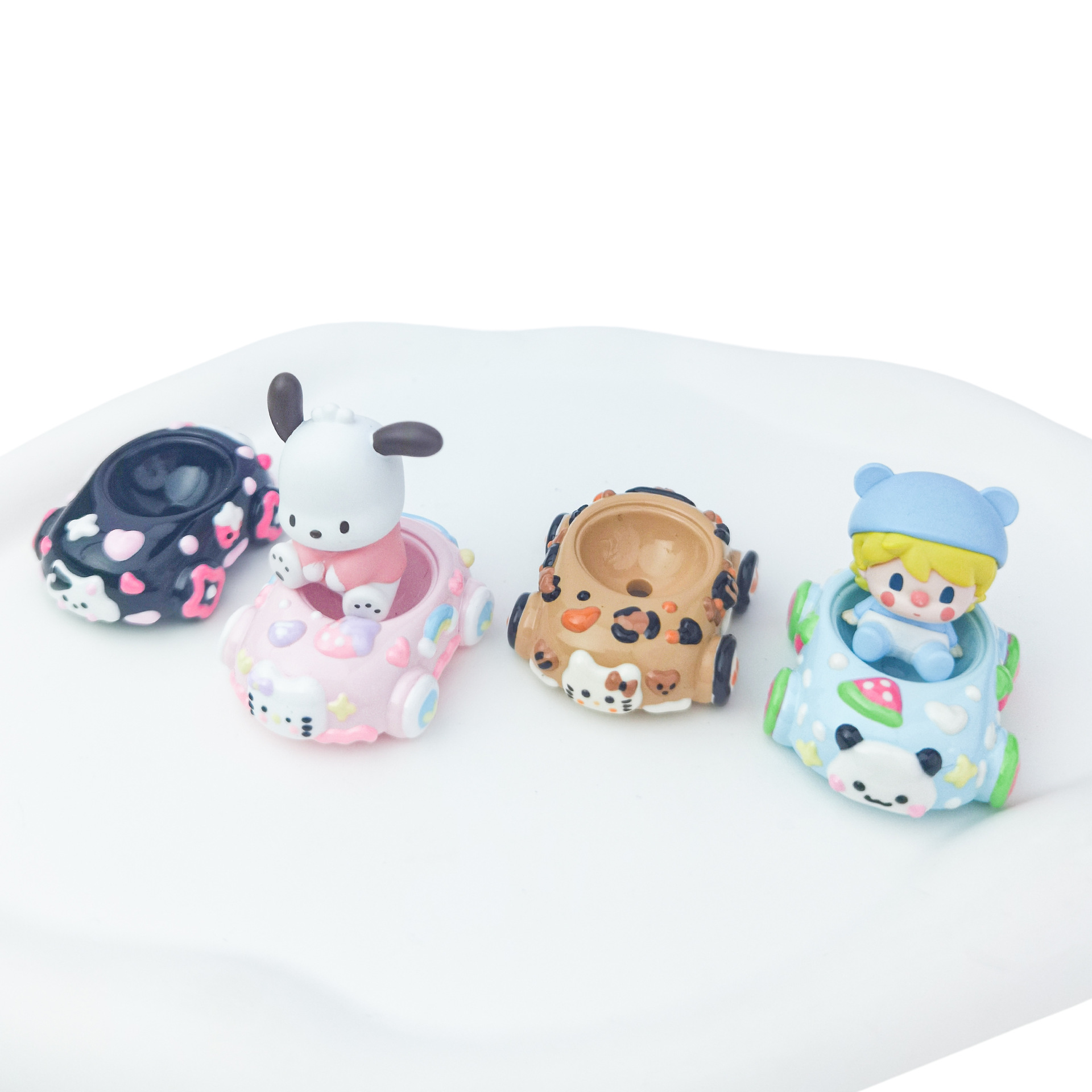 Douyin's Best-Selling Diy Handcrafted Through-Hole Beaded Mobile Phone Chain, Hand-Painted Kitty Large Car Beaded Pen Accessory