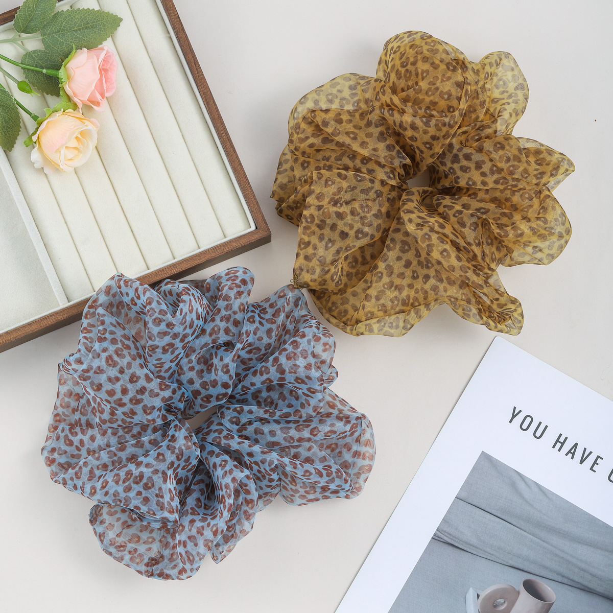 Large leopard print large intestine hair band, organza bun, sweet and cool, spicy girl hair tie, ponytail, flower hair accessory, no atmosphere Specification image