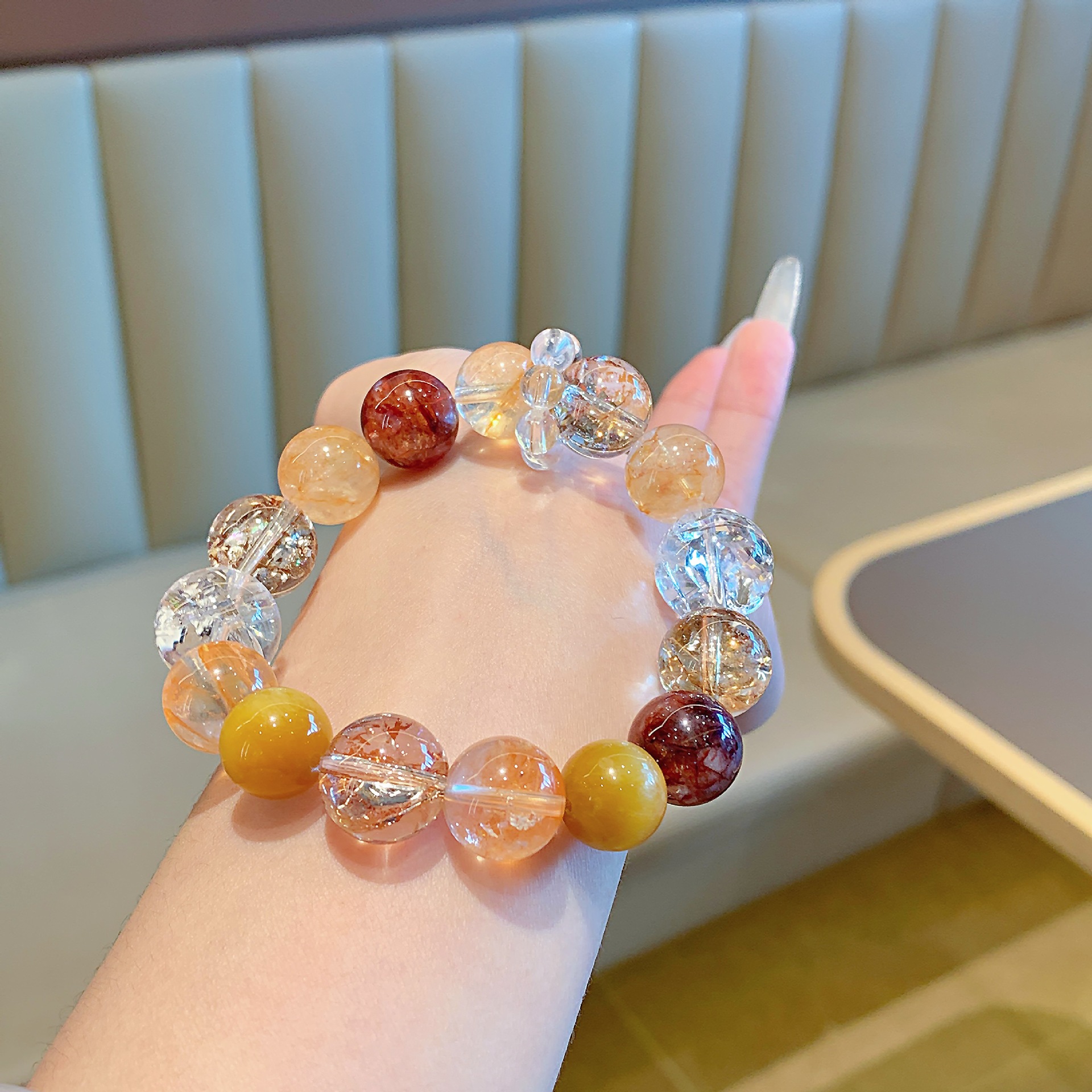 金箔爆花天然水晶手串招财黄虎眼手链原创设计手串金箔爆花手串细节图