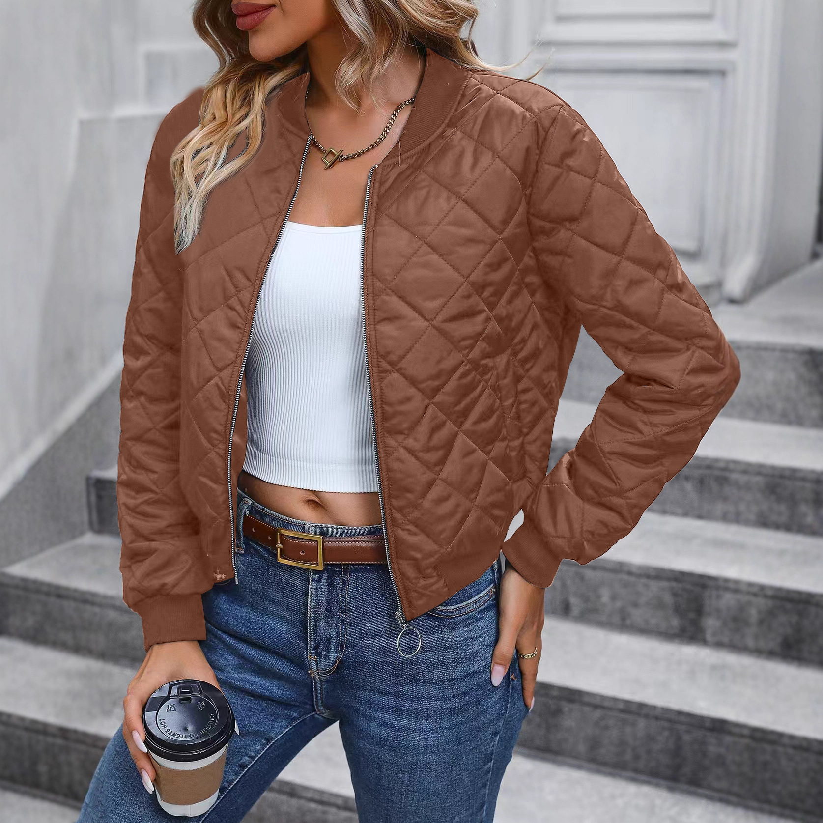 Amazon cross-border women's 7-color cotton-padded short jacket for spring and autumn, new stand-up collar quilted diamond-shaped checkered light coat Application Scenario