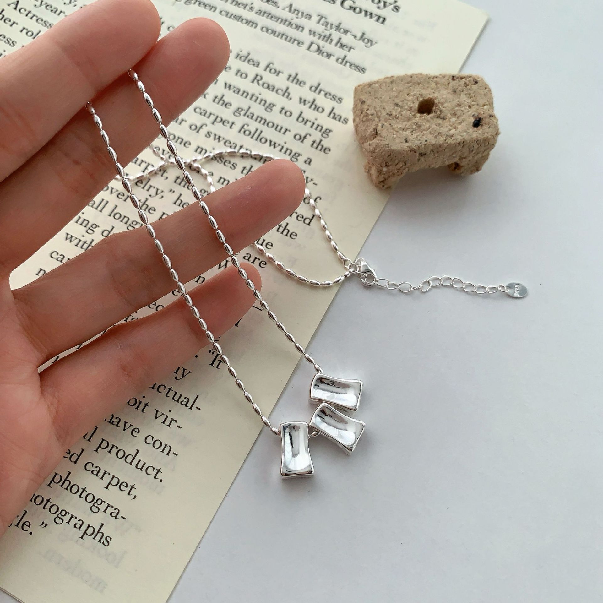 S925 sterling silver 11.17 heavy industry square pendant collarbone chain, ins niche design, hip-hop necklace, cold style and simple details Picture