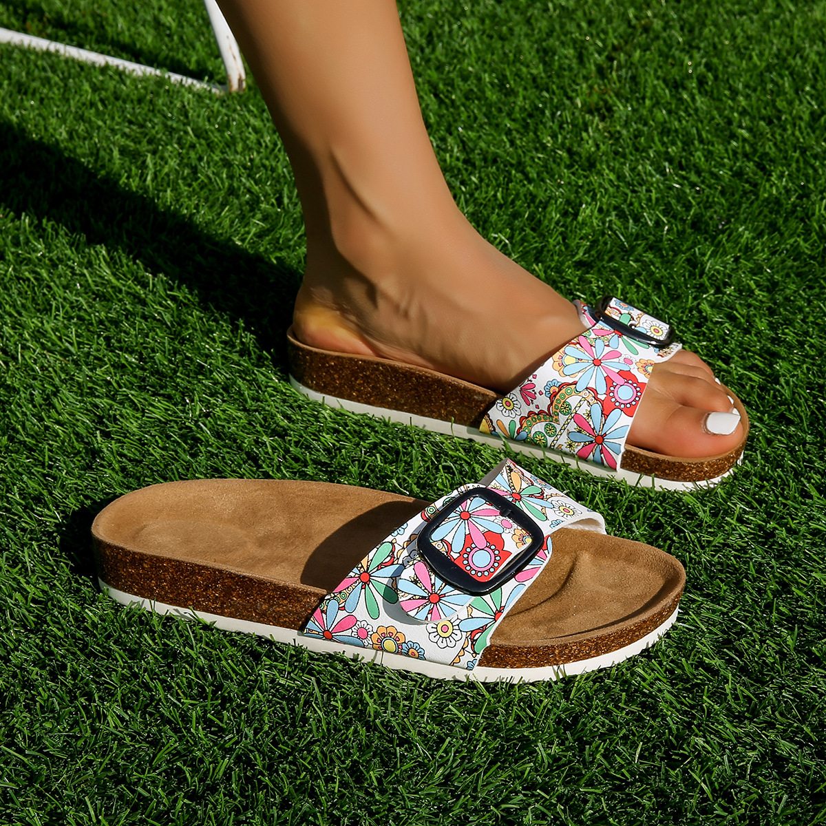 Cross-border Ken shoes for men and women 2025 Spring/Summer New style water pine flat Boken shoes for lazy people to wear outside with a one-shoulder buckle details Picture