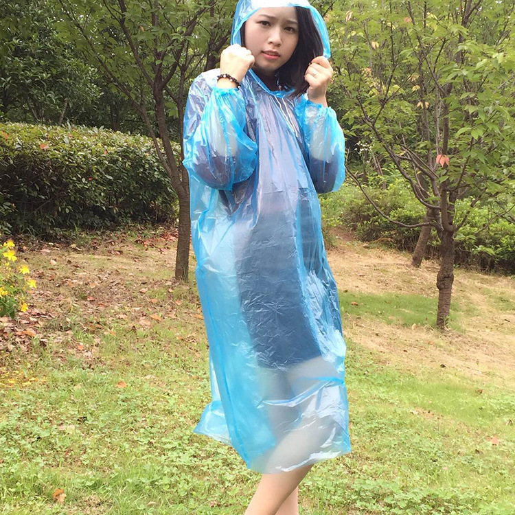 厂家批发一次性雨衣 加厚户外透明雨衣 登山雨披 男女士带帽雨衣产品图