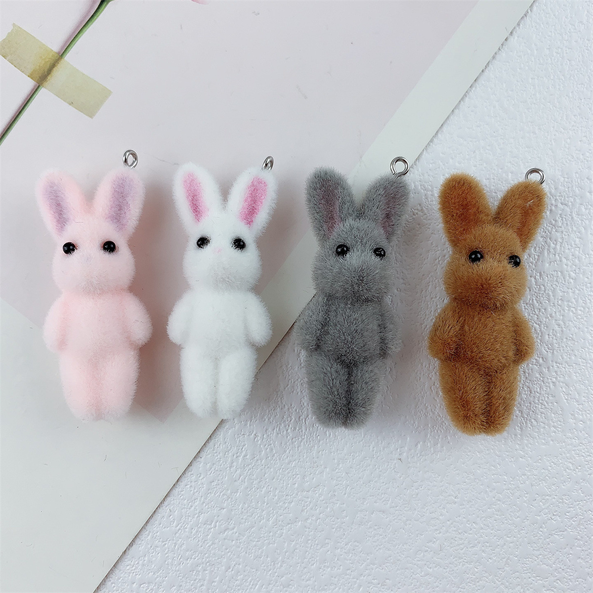 树脂植绒立体卡通可爱彩色兔子动物吊坠 DIY手工饰品挂件配件材料树脂植绒小公仔挂件