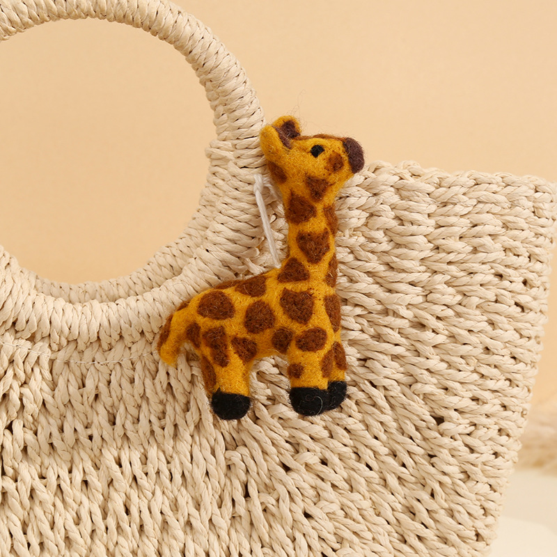 Korean-style wool felt pendants, giraffe 3D doll pendants, creative bag pendants, Latongke cute pendants details Picture