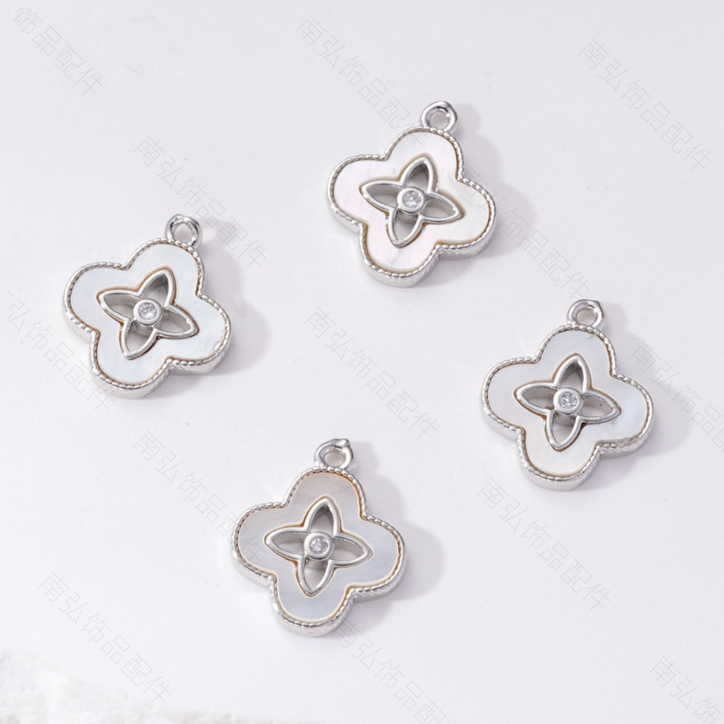 18k real gold color retention, zirconium-inlaid natural mother-of-pearl four-leaf clover pendant, diy handcrafted jewelry, bracelet, necklace accessory Specification image