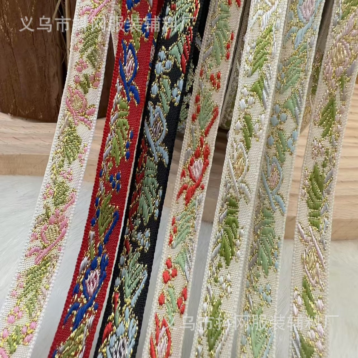 1.1-1.3cm gold thread jacquard embroidery webbing, hair accessories, headwear gift box packaging tape, performance costume accessories details Picture