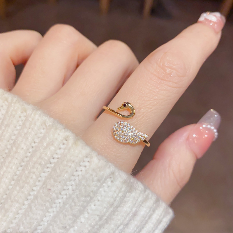 New light luxury zircon little swan open ring for women, a niche, fashionable and high-end food ring, an InS-style jewelry accessory
