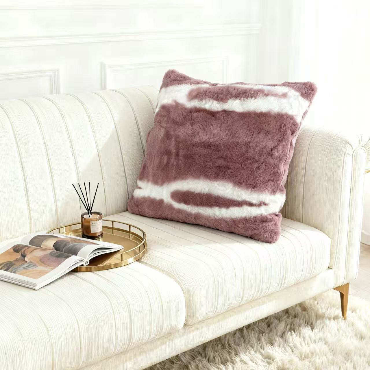 Nordic InS-style short plush pillowcase, light luxury and high-end feel, living room sofa pillow, backrest, bed decoration cushion details Picture