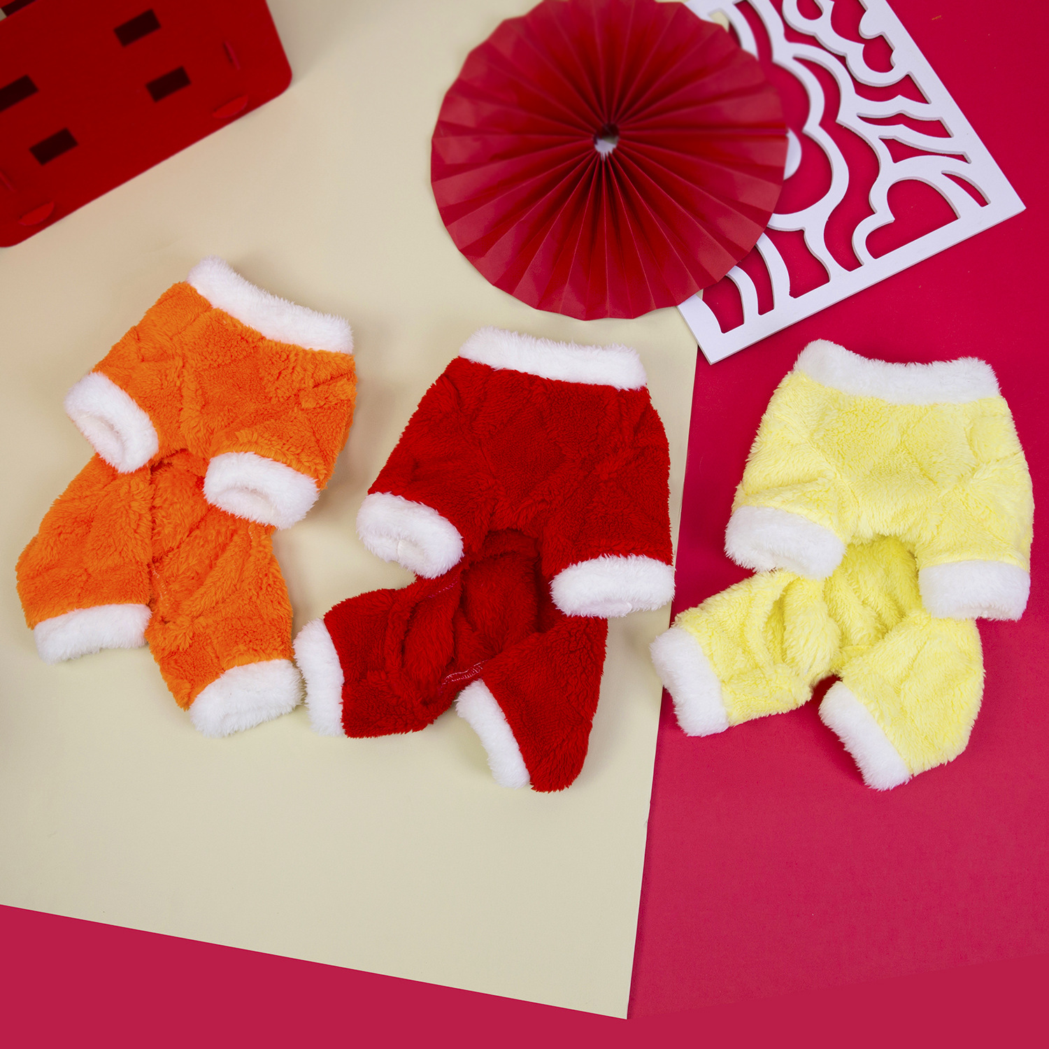 Pet clothing, dog clothes, autumn and winter festive outfits with fleece, new pet New Year clothing, 25 festive four-legged fleece jacket details Picture