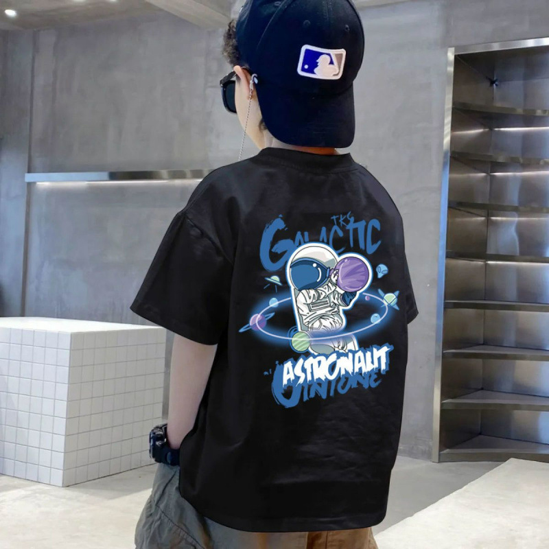 Pure cotton children's clothing for boys, half-sleeved T-shirt, loose short-sleeved, summer for boys and middle-aged children, stylish summer wear with Korean print on ins Application Scenario