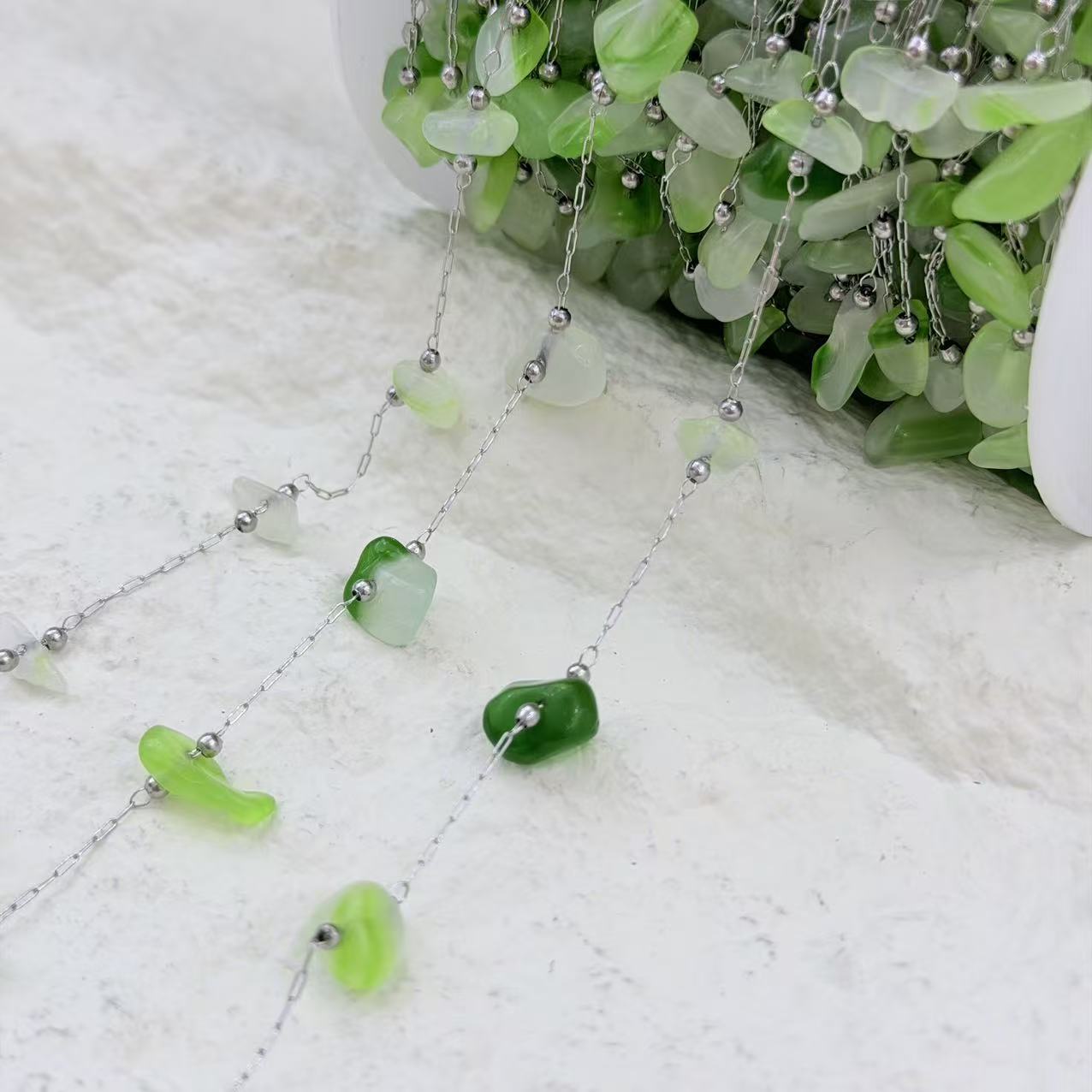 Wholesale of cross-border green chalcedony crushed stone interval silver chain semi-finished products, handcrafted DIY necklaces, bracelets, jewelry accessories