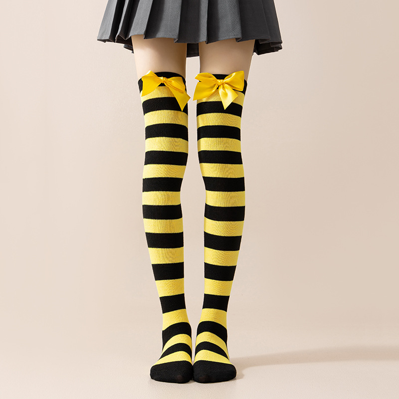 New European and American Halloween and Christmas knee-high socks, single-color striped thigh-high socks with bows, available in multiple colors Application Scenario