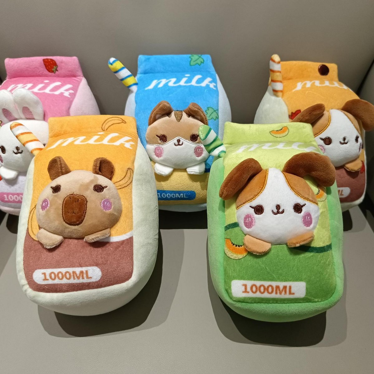 帕菲布迪牛奶盒动物抱枕软萌陪伴感毛绒玩具毛绒公仔玩偶