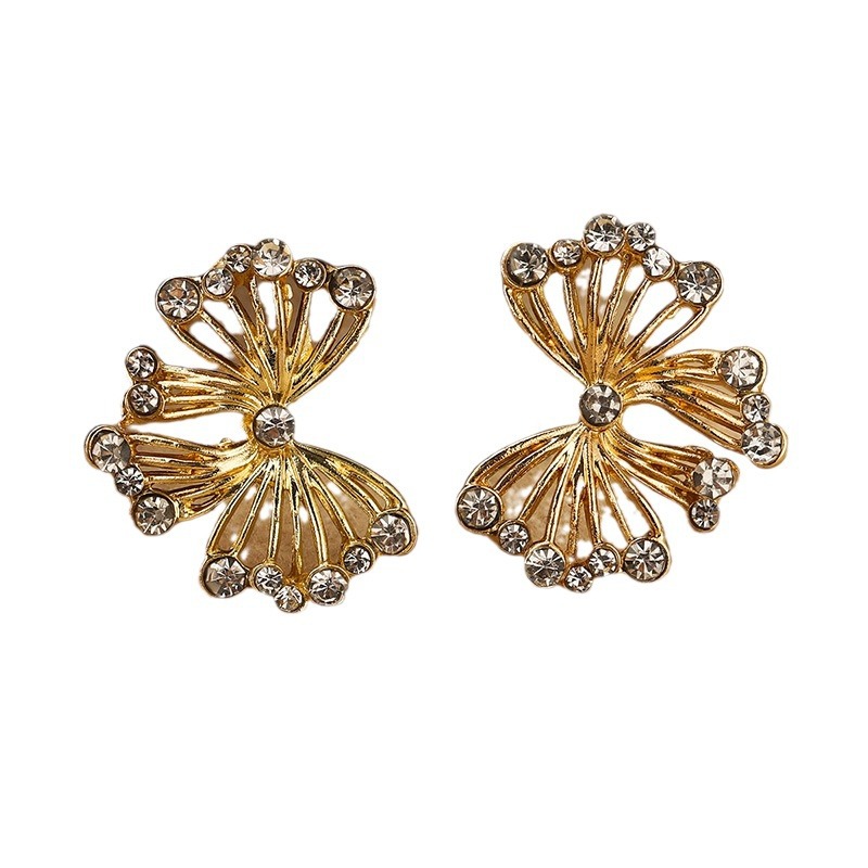 French bow stud earrings with diamond inlays, high-end hollowed-out earrings, feminine charm, individuality, summer light luxury, exquisite and best-selling earrings Item Picture