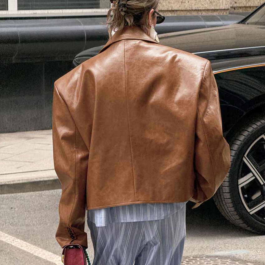 The 2025 autumn/winter new suit collar PU leather jacket is a stylish and elegant design for women, suitable for cross-border commuting to Europe and America Specification image