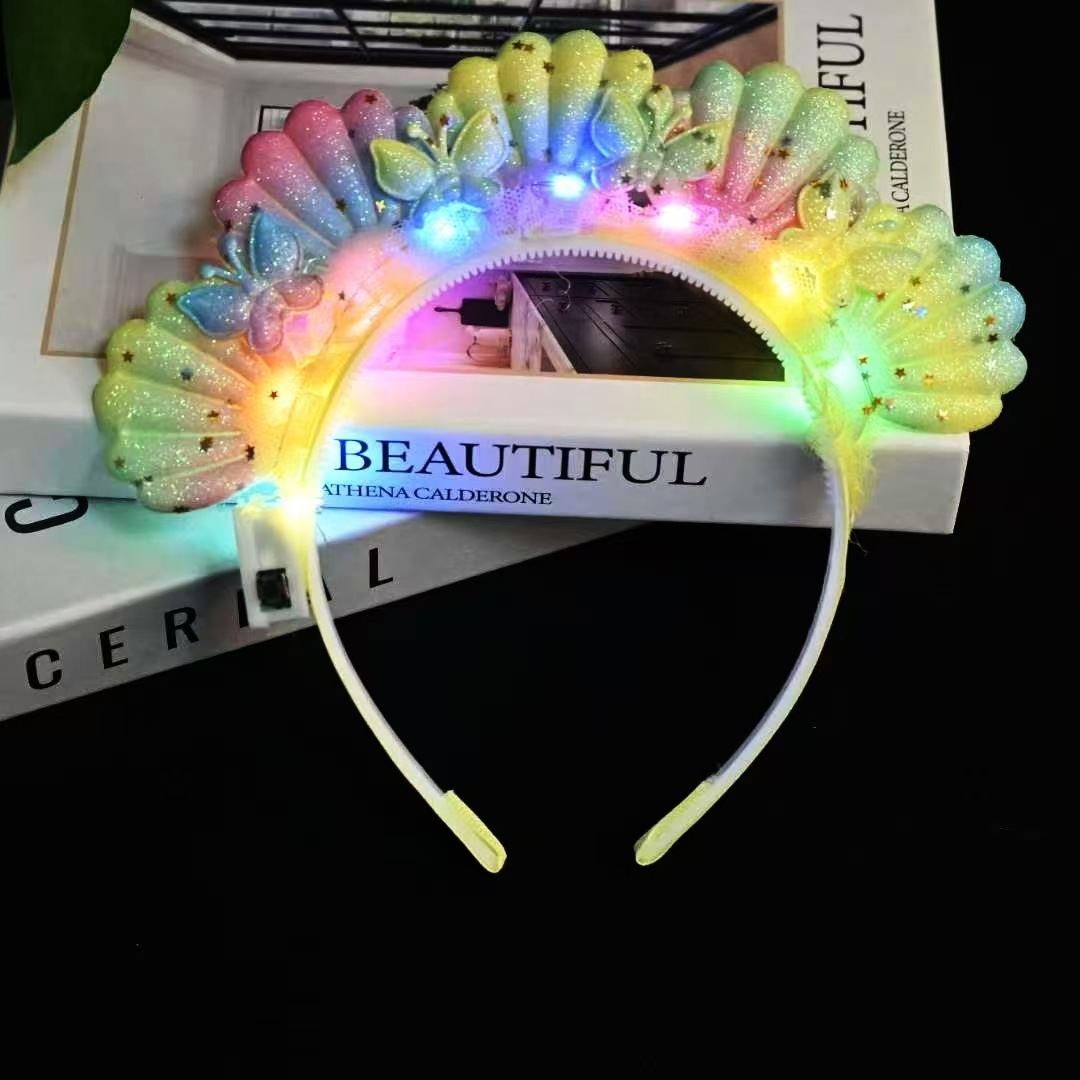 Mermaid princess style luminous hair band for girls, sweet and cute beaded shell hair accessory, personalized colorful three-dimensional hair accessory Application Scenario
