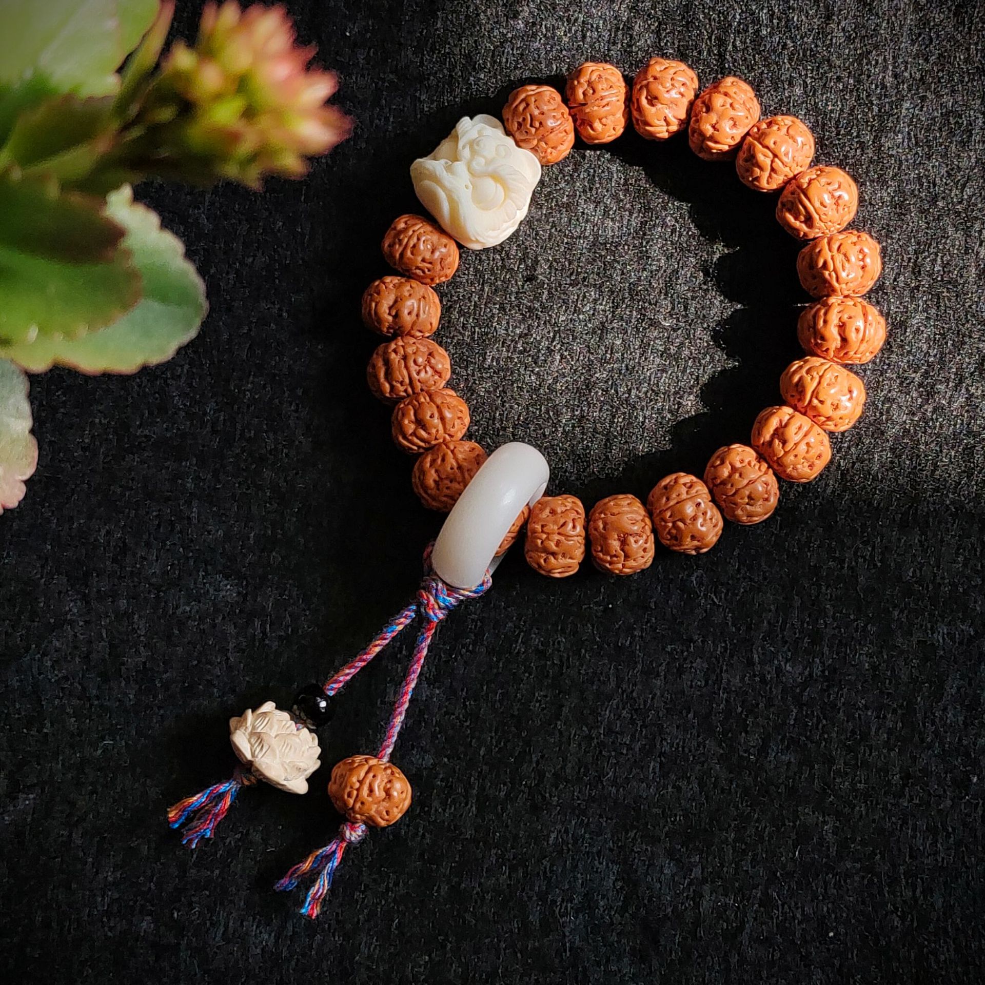 手链/朱砂/珍珠手链/水晶手串/饰品产品图