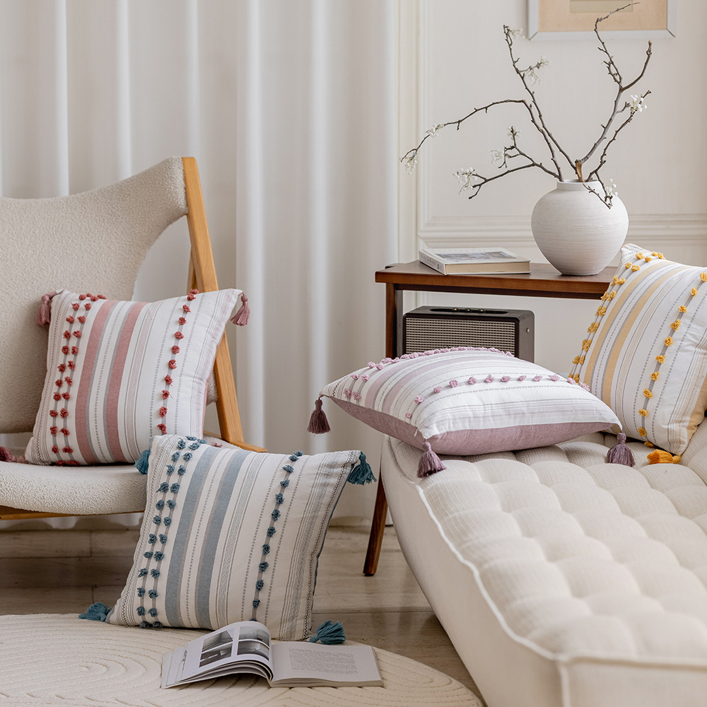 Nordic INS simple cut long side sleeping washed cotton jacquard tassel pillowcase, living room sofa cushion Application Scenario