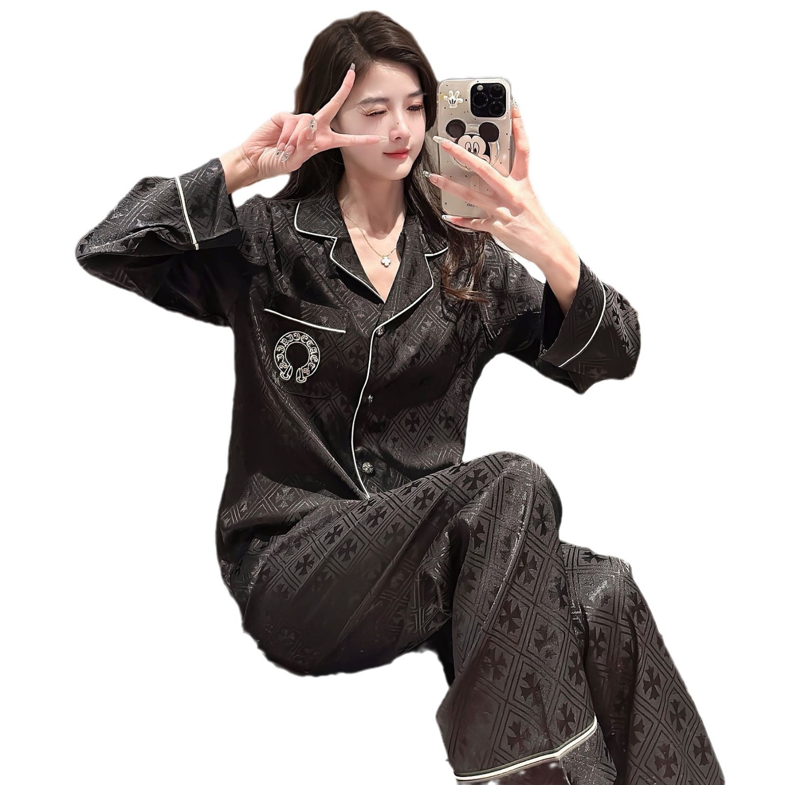 New Spring and autumn collection of light luxury and high-end ice and snow silk couple pajamas for men and women, simple home wear sets with long sleeves Item Picture