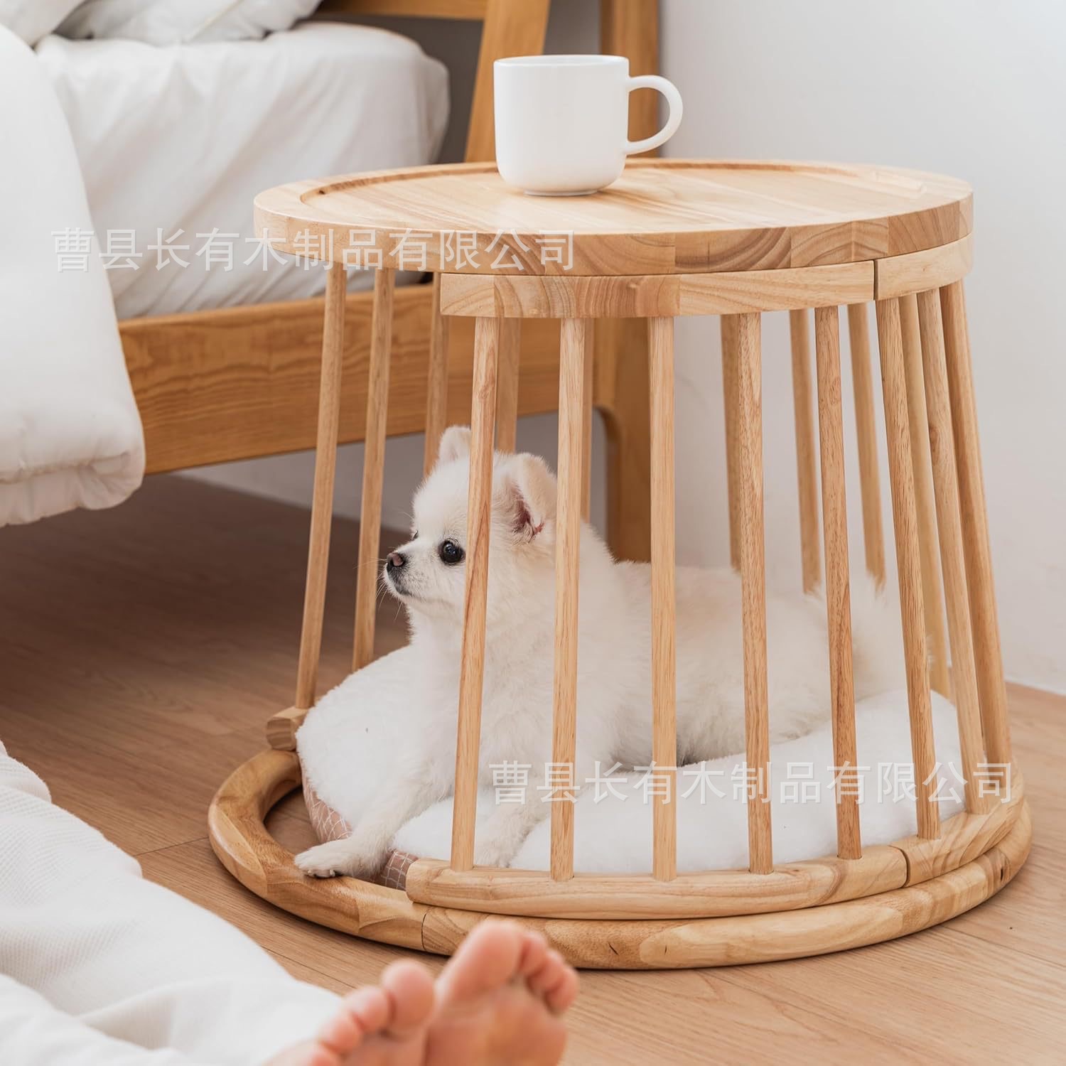 Wooden pet bed, ice silk pad, dog bed, dog supplies, cool pet ice pad in summer details Picture