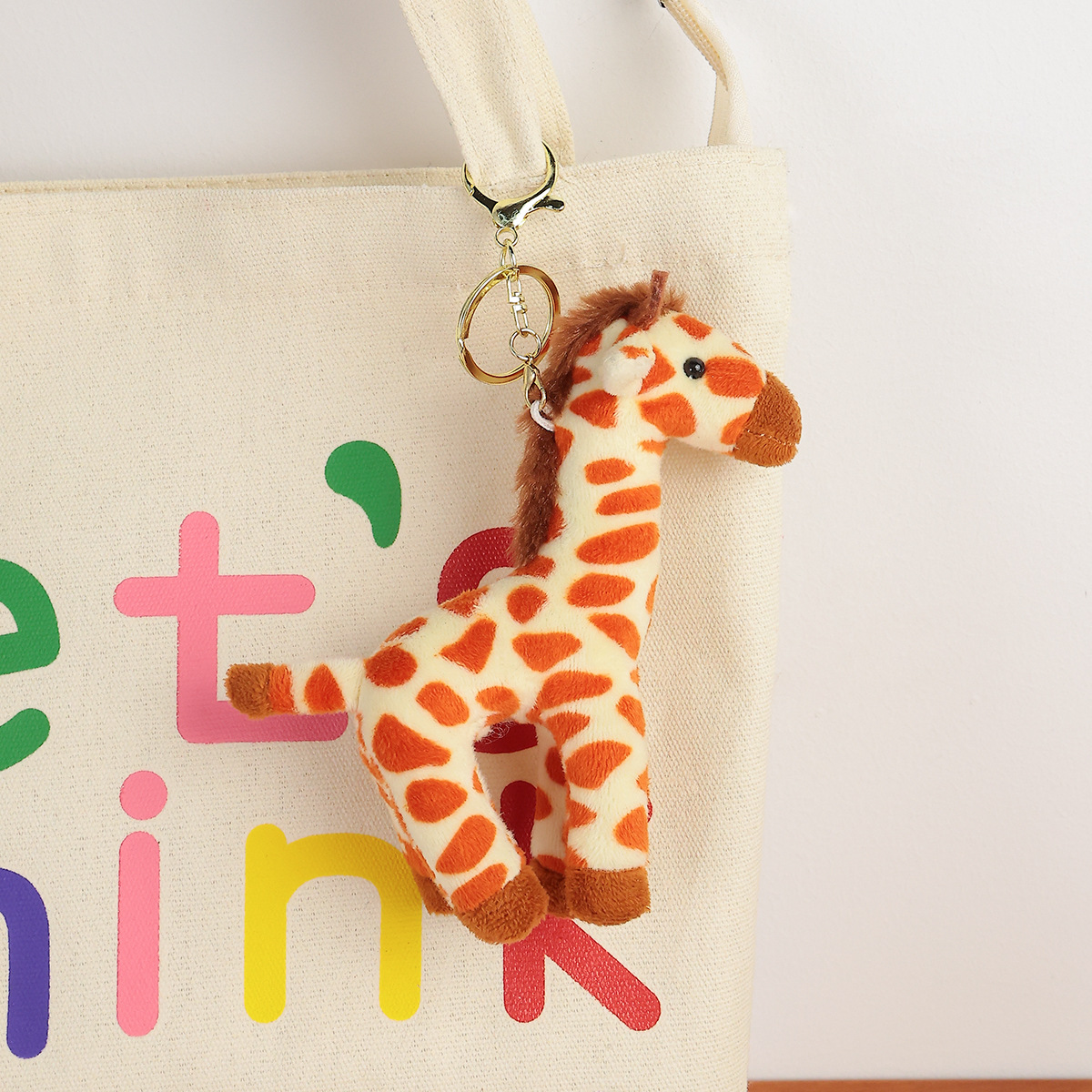 High-end cross-border giraffe and zebra keychain ring, pony schoolbag, small pendant accessory, gift pendant piece Application Scenario
