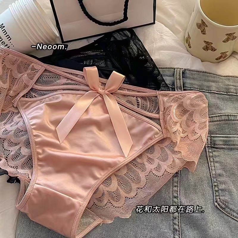 French-style pure high-slit satin lace underpants for export to Europe, America and Africa, with a feminine feel, breathable and lightweight, bow and cutout low-waisted triangle pants Application Scenario