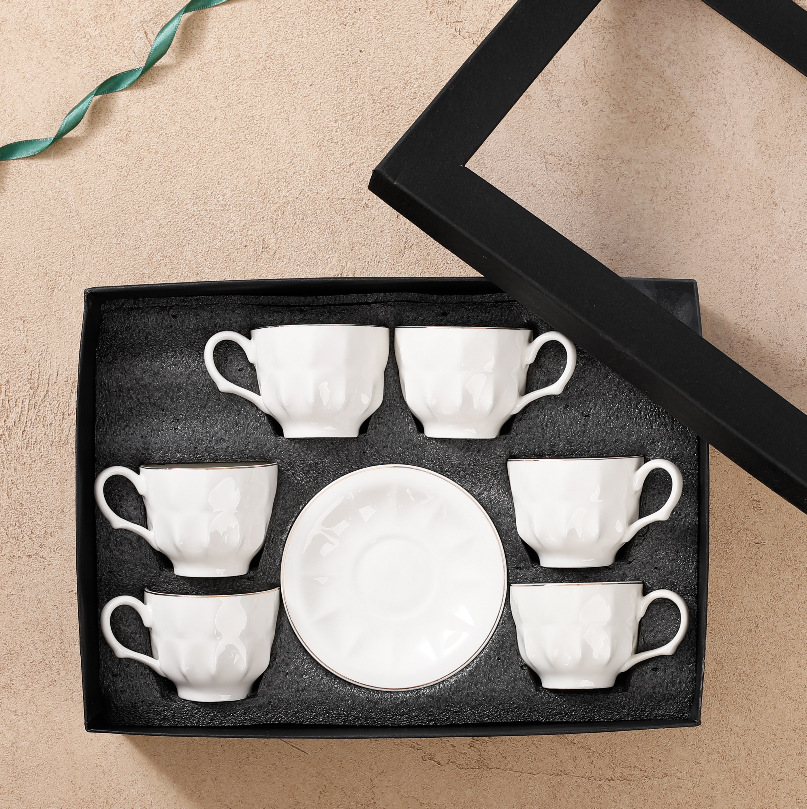 Taza de café de cerámica transfronteriza y plato hueso taza de café de porcelana juego de taza taza de cerámica descripción creativa taza de té de la tarde Specification image
