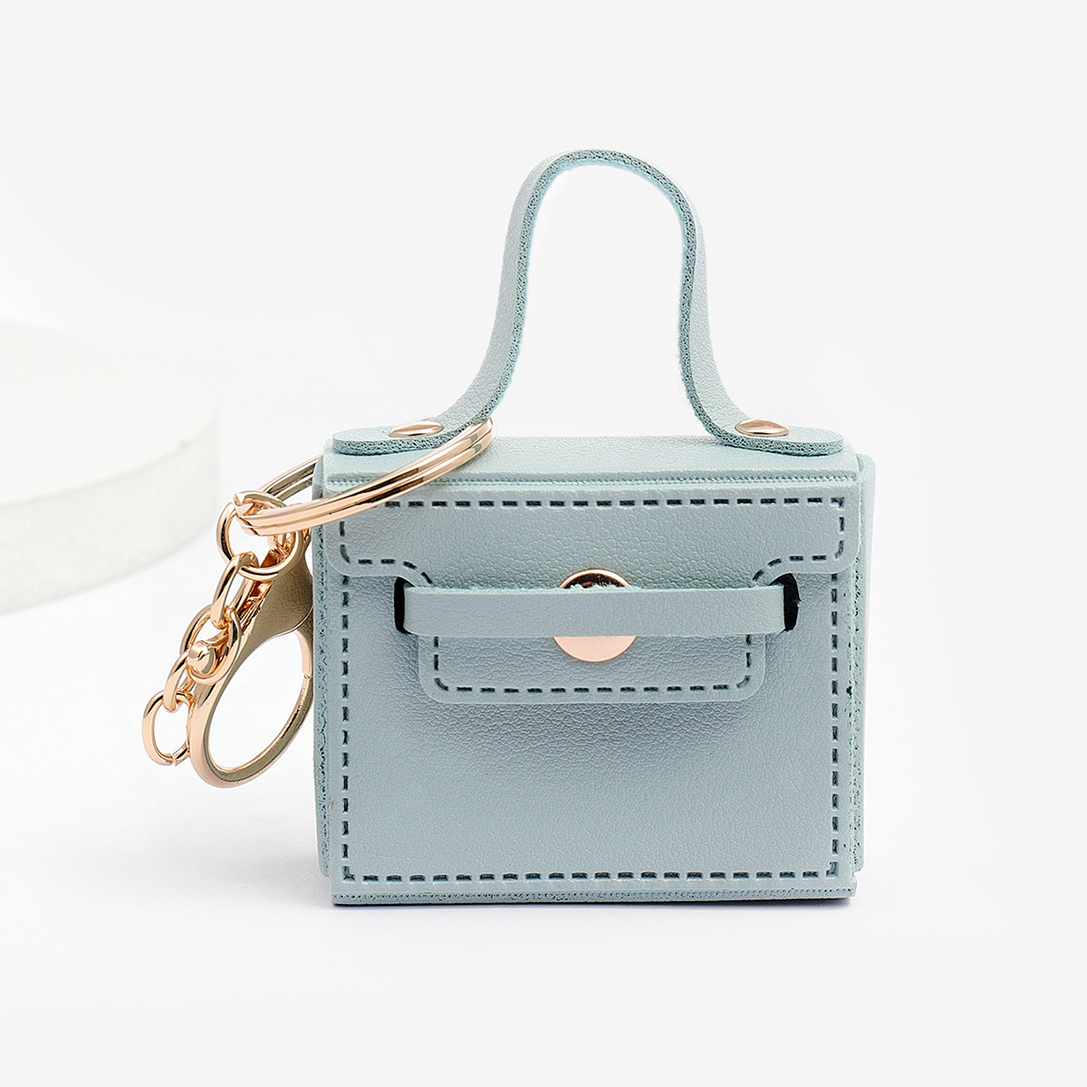 厂家批发创意小礼品钥匙扣 跨境纯色小方包 耳机包 车载挂件