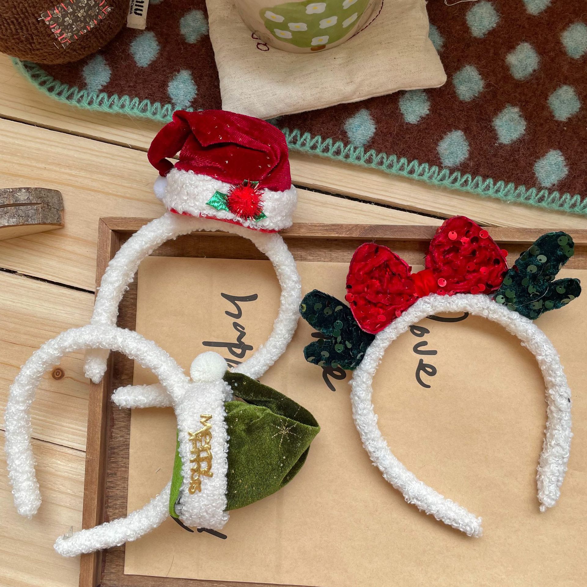 A new Korean-style Christmas sparkling children's headband with a bow and antler, creating a sweet and girlish atmosphere Specification image