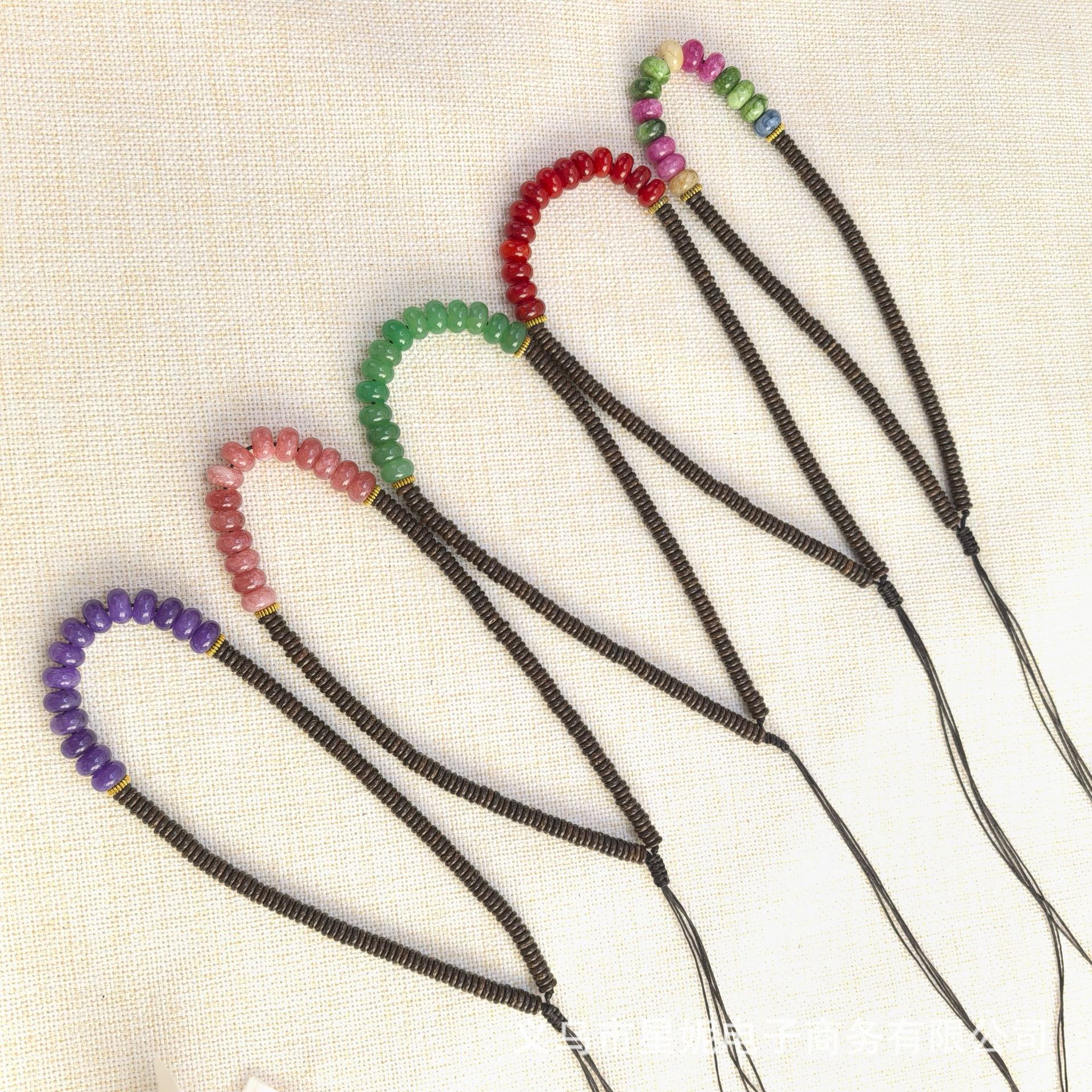 Retro Maillard natural stone agate necklace, a niche design, a popular online hit, fashionable and versatile autumn sweater chain Specification image