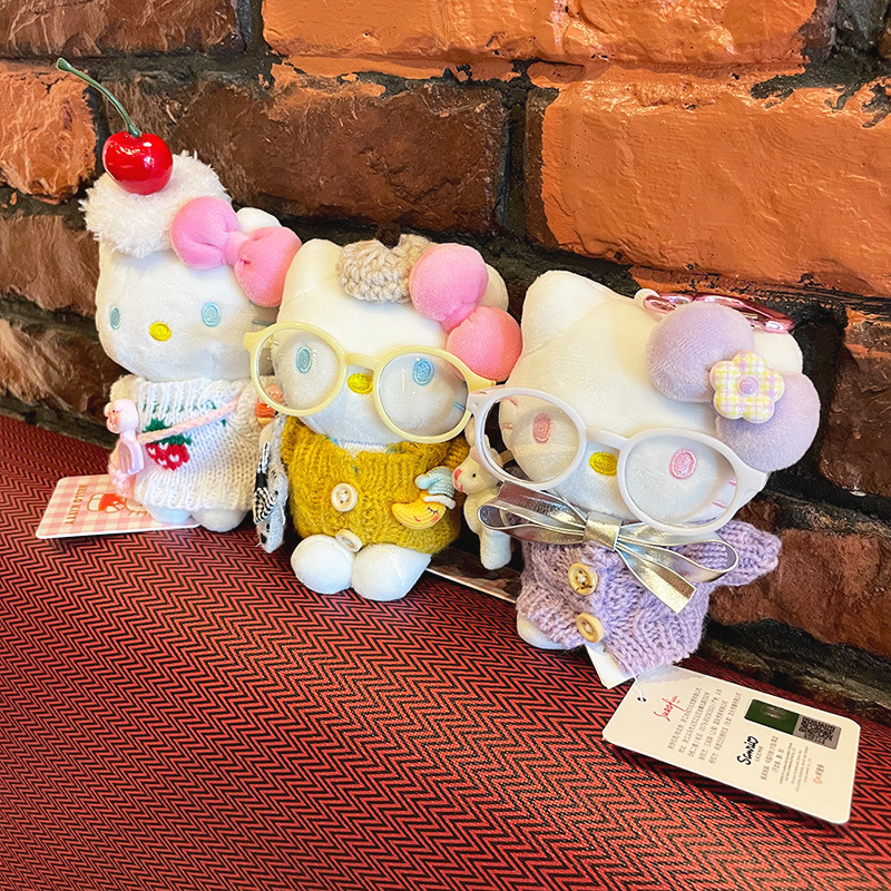 Genuine kt pendant, HelloKitty Sanrio plush toy, keychain, cute bag pendant gift Specification image